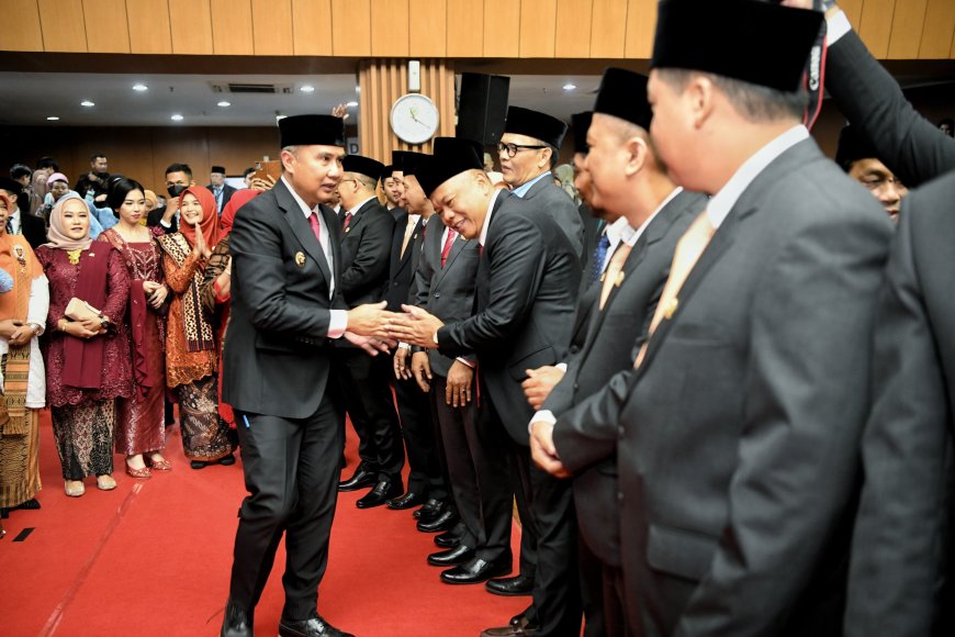 50 Anggota DPRD Kota Bandung Periode 2024-2029 Resmi Dilantik, Begini Pesan Bey Machmudin