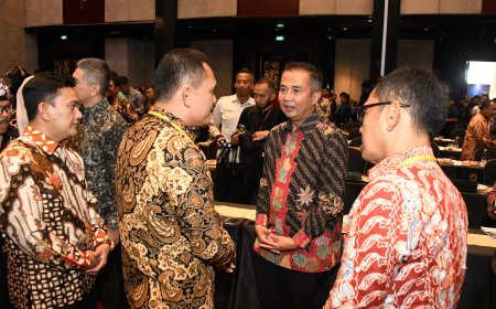 Bey Machmudin Lanjutkan Tugas sebagai Penjabat Gubernur Jawa Barat