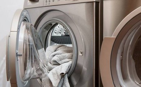 Tips Membersihkan Noda Keringat yang Menempel di Baju