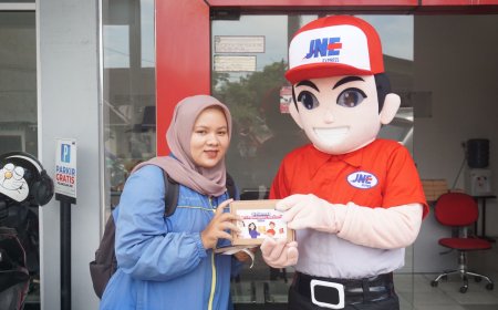 Hari Pelanggan Nasional 2024 Bahagia Bersama JNE