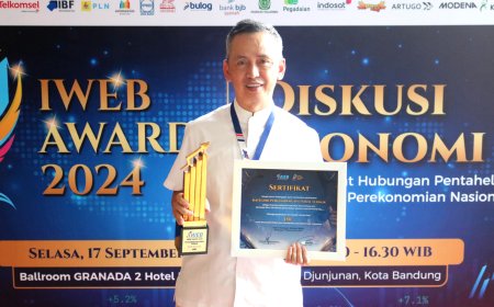 Dorong Pengembangan UKM, JNE Bandung Raih Penghargaan IWEB 2024