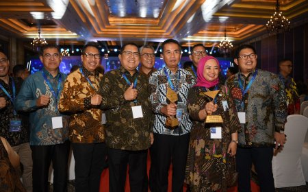 Jawa Barat Raih Penghargaan sebagai Provinsi Terbaik 2024 Wilayah Jawa-Bali