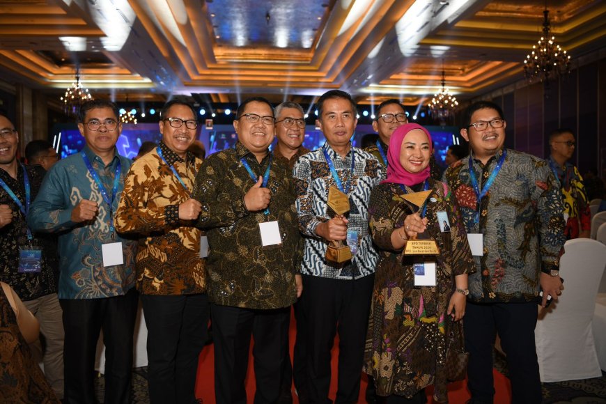 Jawa Barat Raih Penghargaan sebagai Provinsi Terbaik 2024 Wilayah Jawa-Bali