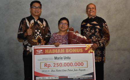 Berbelanja Rutin Jadi Berkah, Ibu Rumah Tangga Ini Raih Hadiah Rp250 Juta