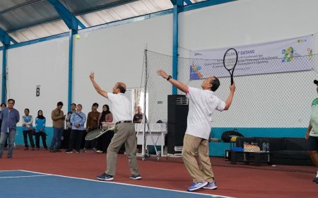 PLN Resmikan Lapangan Tenis Bekas Gudang di Bandung