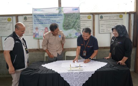 BRI Regional Office Bandung Salurkan Bantuan untuk Klaster Unggulan Hortikultura di Kabupaten Bandung dan Garut