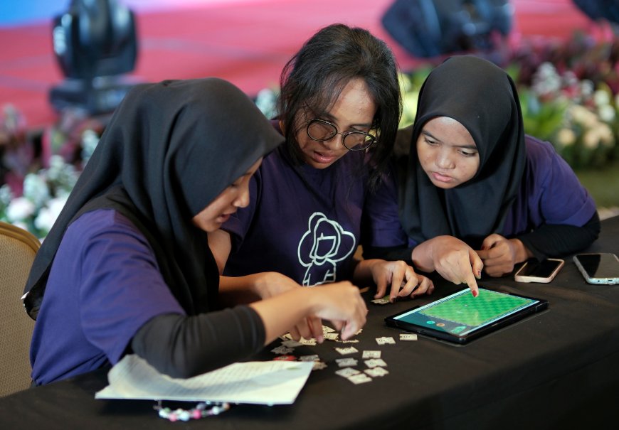 Temukan Minat di Industri Teknologi, 300 Pelajar SMA Ikuti AWS Girls Tech Day