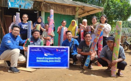 XL Axiata Salurkan Bantuan Korban Banjir Sukabumi dan Cianjur