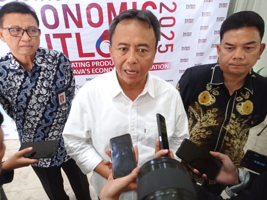 Jawa Barat Targetkan Pertumbuhan Ekonomi 5,84 Persen pada 2025