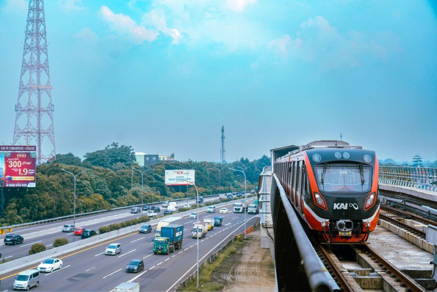 LRT Jabodetabek Siapkan 5.598 Perjalanan  Saat Angkutan Nataru 2024/2025