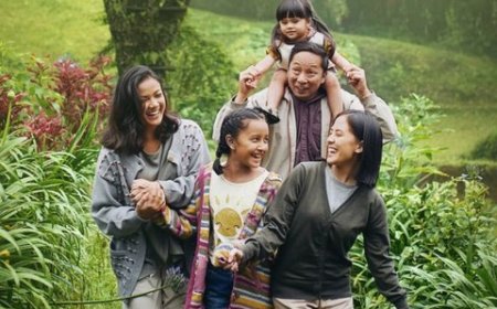 Pilihan Film Netflix untuk Keluarga di Akhir Tahun: Seru dan Hangat Ditonton Bersama!