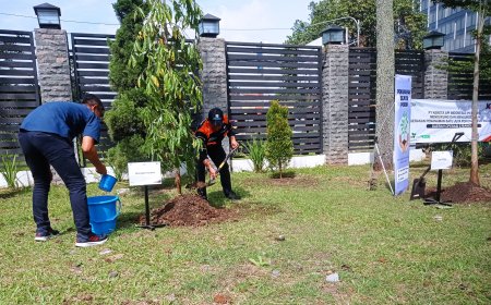 KAI Daop 2 Bandung Tanam 100 Pohon, Sukseskan Gerakan 1 Juta Pohon