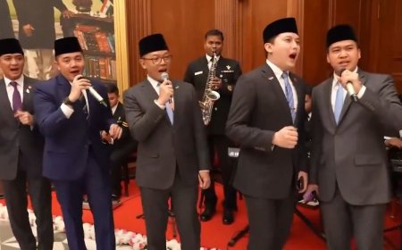 Delegasi Indonesia Hibur India dengan Lagu Bollywood, Menlu Sugiono dan Setkab Teddy Banjir Pujian