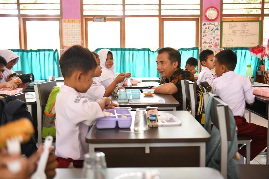 Jabar Alokasikan Rp1 Triliun untuk Program Makanan Bergizi Gratis