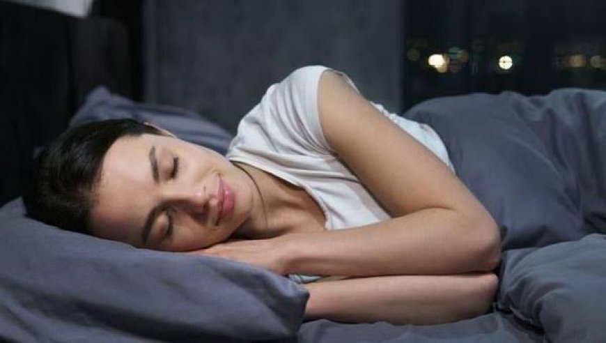 Tips Tidur Lebih Cepat dan Nyenyak, Makan Buah Ini
