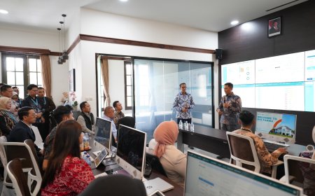 Terima Kunjungan Kerja  Komisi VI DPR RI: Bio Farma Tunjukan Sistem Manajemen Distribusi Vaksin di Command Center