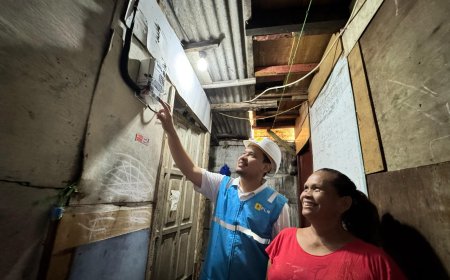 Bulan Ramadan, Donasi Pegawai PLN Beri Sambungan Listrik Gratis Bagi 2.597 Keluarga Prasejahtera