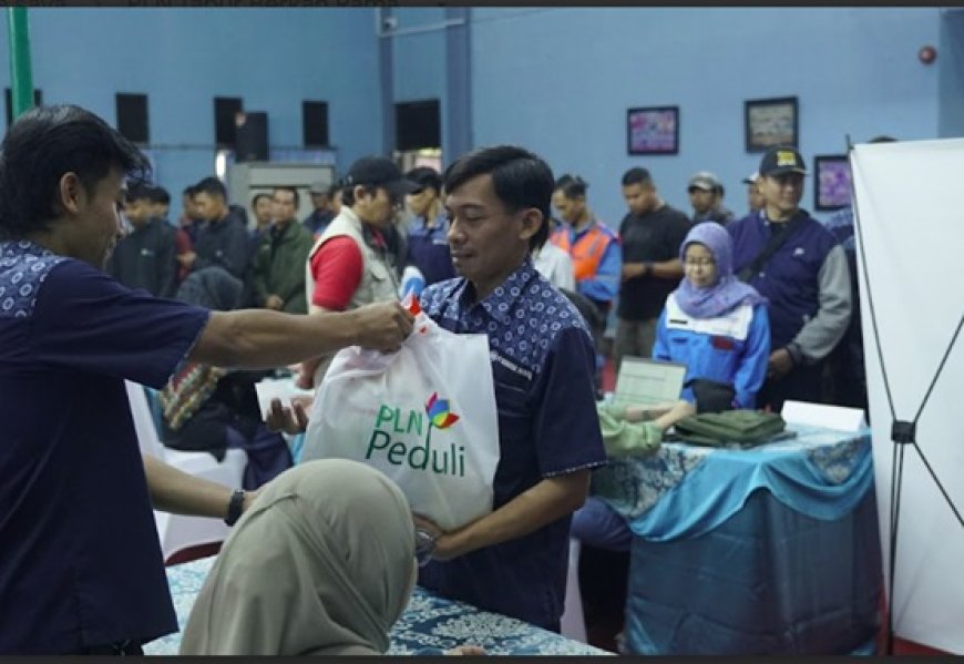 PLN Jabar Berbagi di Ramadan: 1.000 Paket Sembako Murah untuk Terang di Rumah Rumah