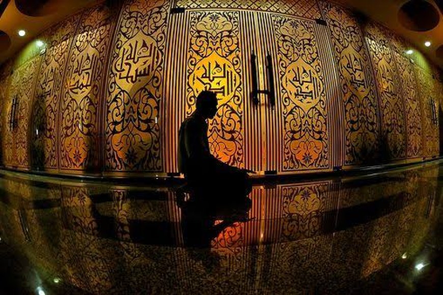Cara dan Keutamaan Itikaf di 10 Hari Terakhir Ramadan