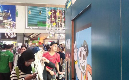 Photo Box Gratis KAI Daop 2 Bandung Diserbu Pemudik, Abadikan Momen Lebaran dengan Latar Kereta Panoramic