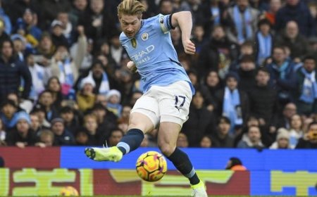 Pep Guardiola Blak-blakan: Bukan Saya yang Usir De Bruyne!