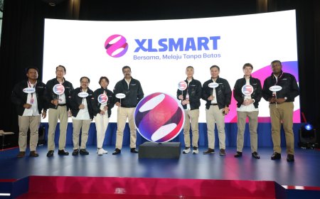 XLSMART Resmi Berdiri, Bidik Laba Rp45 Triliun