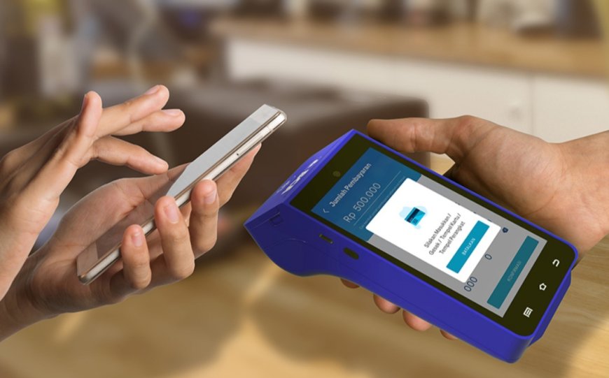 BCA Dorong Transaksi Digital Lewat QRIS TAP, Dukung UMKM dan Efisiensi Pembayaran