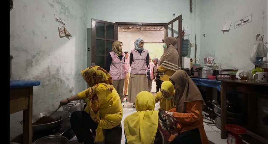 Semangat Kartini, PLN Dukung Pemberdayaan Perempuan Lewat Bantuan Produksi Abon di Cirebon