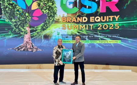 JNE Diakui sebagai Perusahaan Kurir Peduli Sosial, Terima CSR Brand Equity Awards 2025