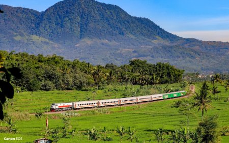 Libur Panjang Waisak 2025, KAI Daop 2 Bandung Siapkan 124 Ribu Kursi, Tiket Sudah Terjual 82%