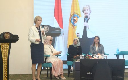 UNIKOM ICOBEST 2025 Bahas Inovasi dan Inklusivitas di Era Digital