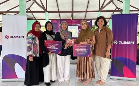XLSMART Salurkan Bantuan Sosial di Cirebon, Perkuat Budaya Perusahaan Humanis dan Inklusif