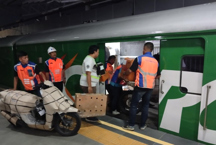 Angkutan Barang KA Parcel Daop 2 Bandung Naik 7% di Triwulan I 2025