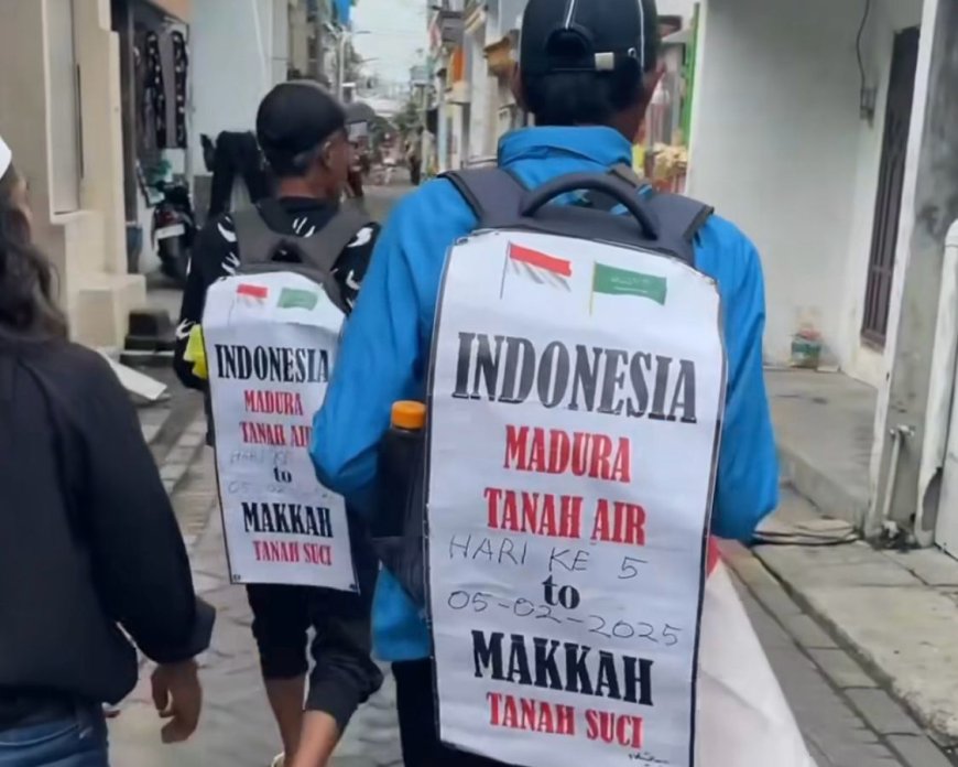 Viral! Aksi Nekat Warga Indonesia Jalan Kaki dan Naik Rakit Demi ke Makkah