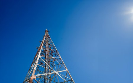 Indosat Perkuat Jaringan Digital di Jawa Barat, Bangun 170 BTS Baru Sepanjang 2025