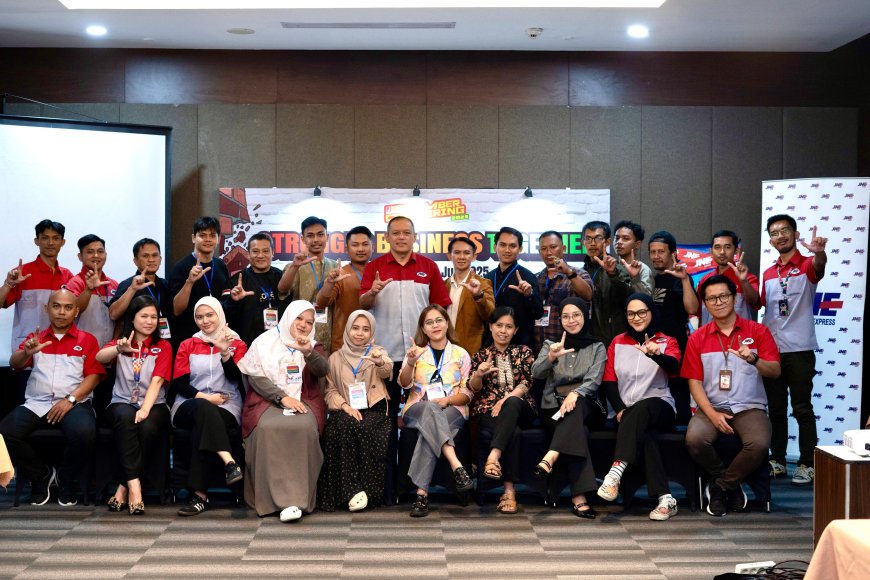 JNE Lanjutkan JLC Member Gathering di Sukabumi, Dorong UMKM Tumbuh Lewat Digitalisasi
