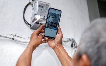 PLN UID Jawa Barat Catat 17 Juta Pengguna PLN Mobile, Transaksi Melonjak 146,8%