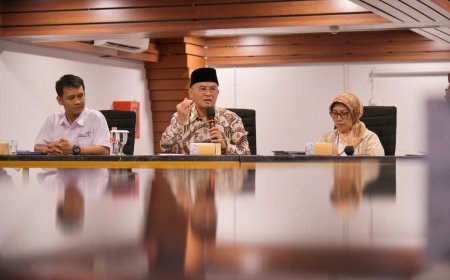 Jawa Barat Bidik Tiga Besar Indonesia Muslim Travel Index 2025, Erwan Setiawan Tegaskan Komitmen Pariwisata Ramah Muslim