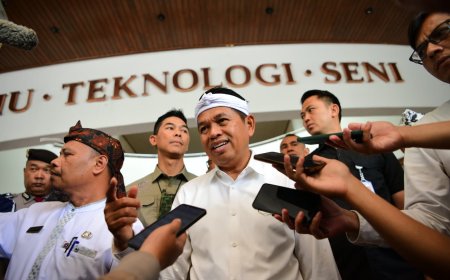 Mulai 2026, Dedi Mulyadi Terapkan Kebijakan Baru Pendidikan: Kepala Sekolah Dekat Domisili hingga Bus Sekolah Gratis