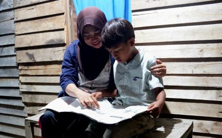 Meriahkan HUT RI ke-80, PLN Bantu 2.821 Keluarga Kurang Mampu Nikmati Akses Listrik Gratis