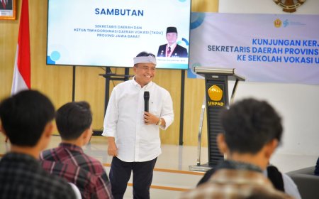 Sekda Jabar Herman Suryatman Ajak Sekolah Vokasi Unpad Jadi Motor Pembangunan Daerah