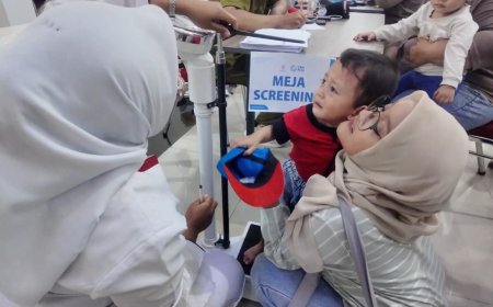 Sambut Hari Pelanggan Nasional, PLN UID Jabar Gelar Aksi Bebas Stunting untuk Generasi Sehat