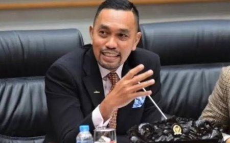Ahmad Sahroni Dicopot dari DPR, Tapi Janjikan Semua Gaji dan Tunjangan untuk Rakyat?