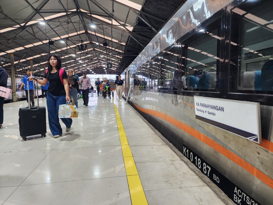 Perjalanan KA Parahyangan Dibatalkan Hari Ini, KAI Pastikan Refund 100% untuk Pelanggan
