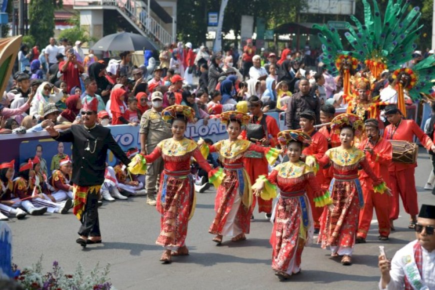 Pemprov Jabar  akan Gelar Kirab Budaya Istimewa 17 Agustus: Duplikat Bendera Pusaka Diarak dari Pakuan ke Gasibu