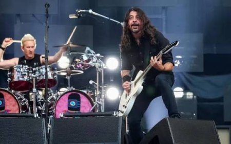 Tips Nonton Konser Foo Fighters Jakarta 2025: Dari Tiket Hingga Barang yang Harus Dibawa