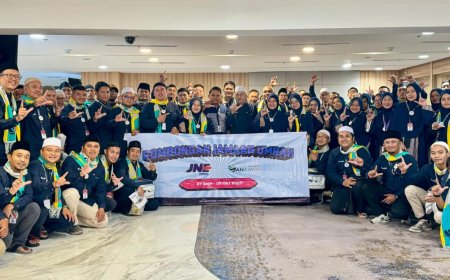 JNE Catat Sejarah! 1.643 Ksatria dan Srikandi Diberangkatkan Umrah
