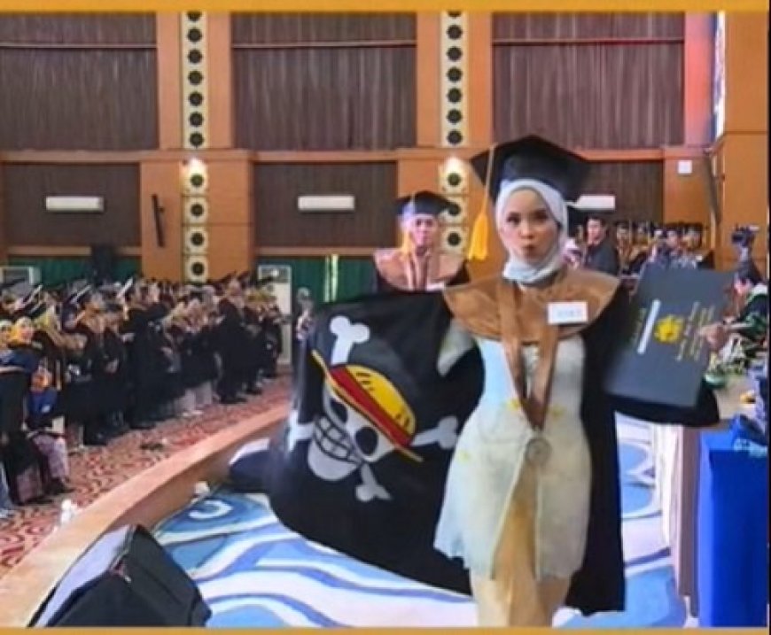 Toga Out, Jolly Roger In! Wisuda Jadi Kocak Gegara Mahasiswa Kibarkan Bendera One Piece