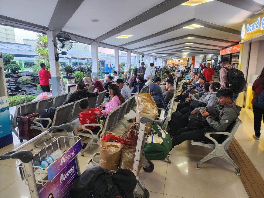 109 Ribu Penumpang Serbu Kereta Bandung, KAI Panen Cuan di Libur Panjang