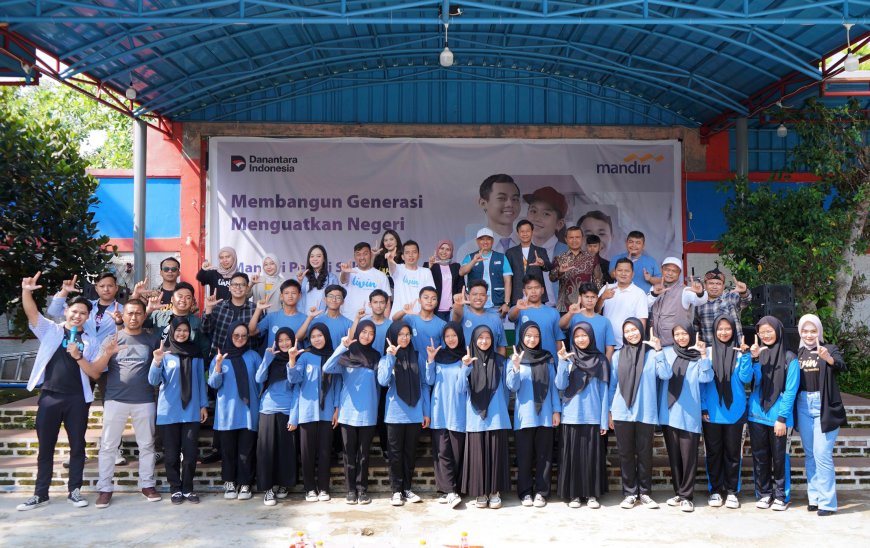 Dukung Pendidikan Nasional, Mandiri Peduli Sekolah Hadirkan Lingkungan Belajar Layak di Jawa Barat